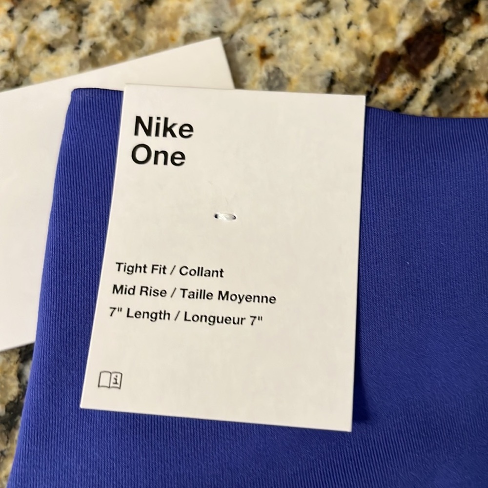 Womens Nike fitted shorts - Picture 5 of 5